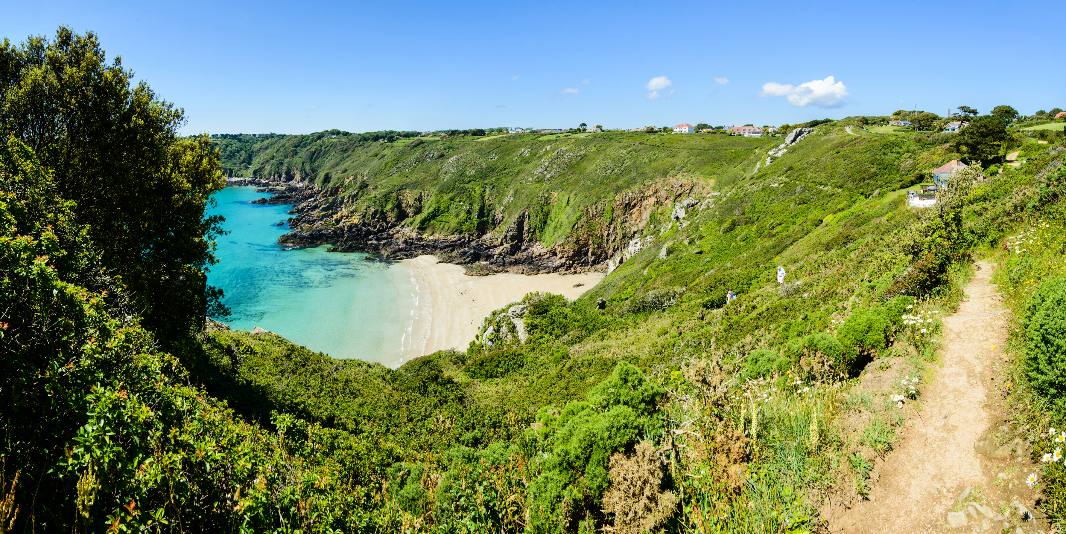 Guernsey beach.jpg